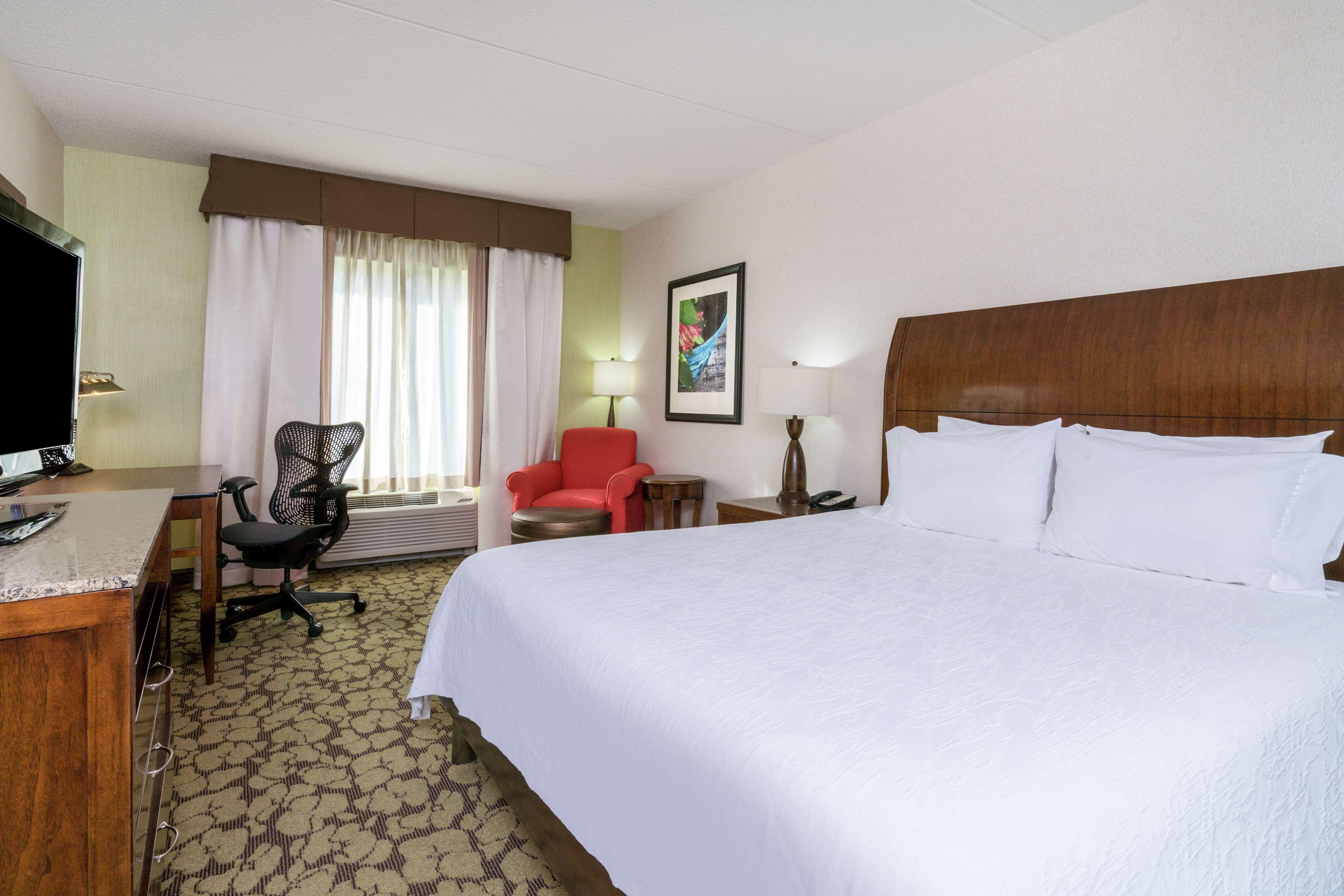 Hilton Garden Inn Valley Forge/Oaks מראה חיצוני תמונה