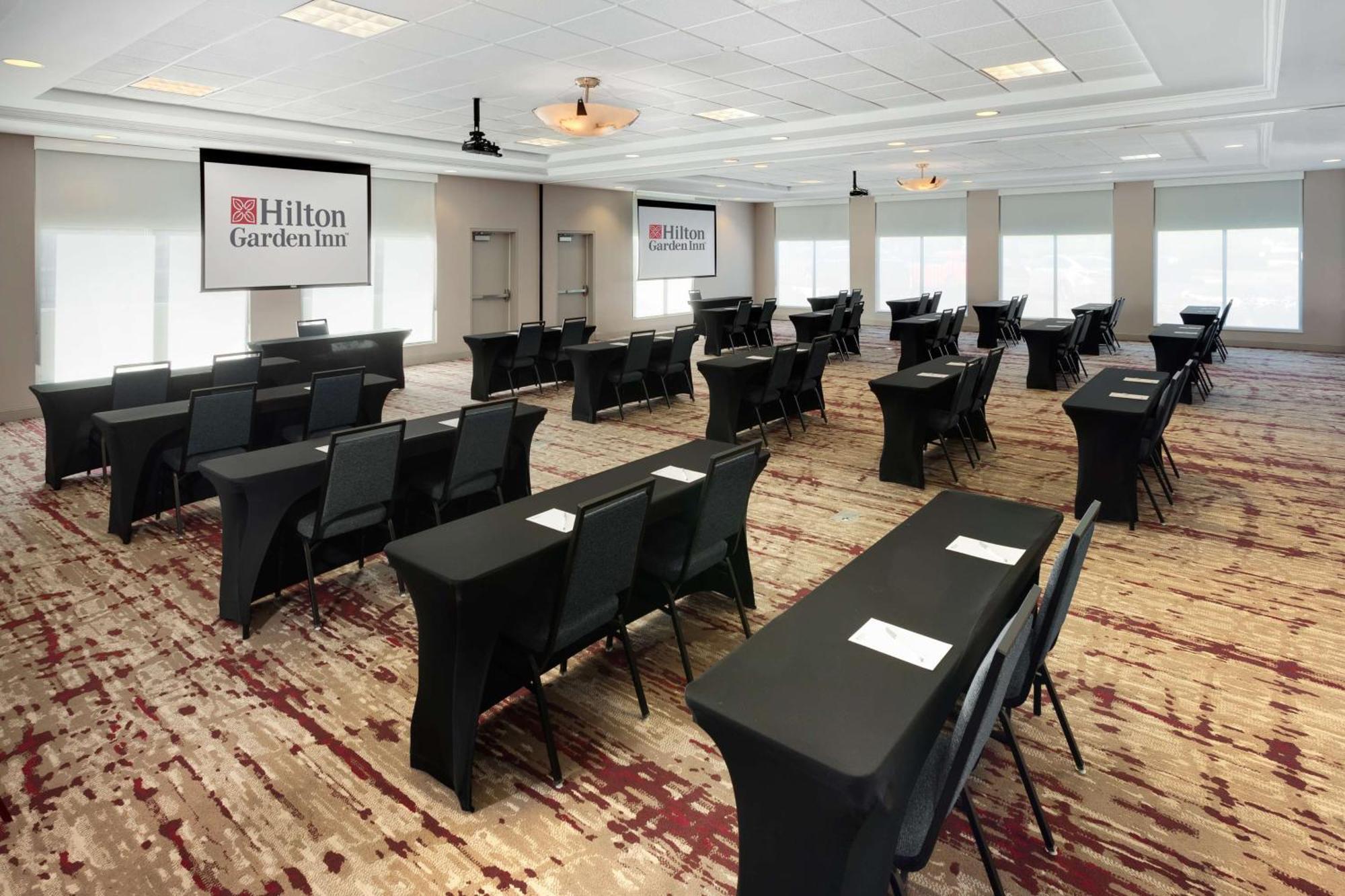 Hilton Garden Inn Valley Forge/Oaks מראה חיצוני תמונה