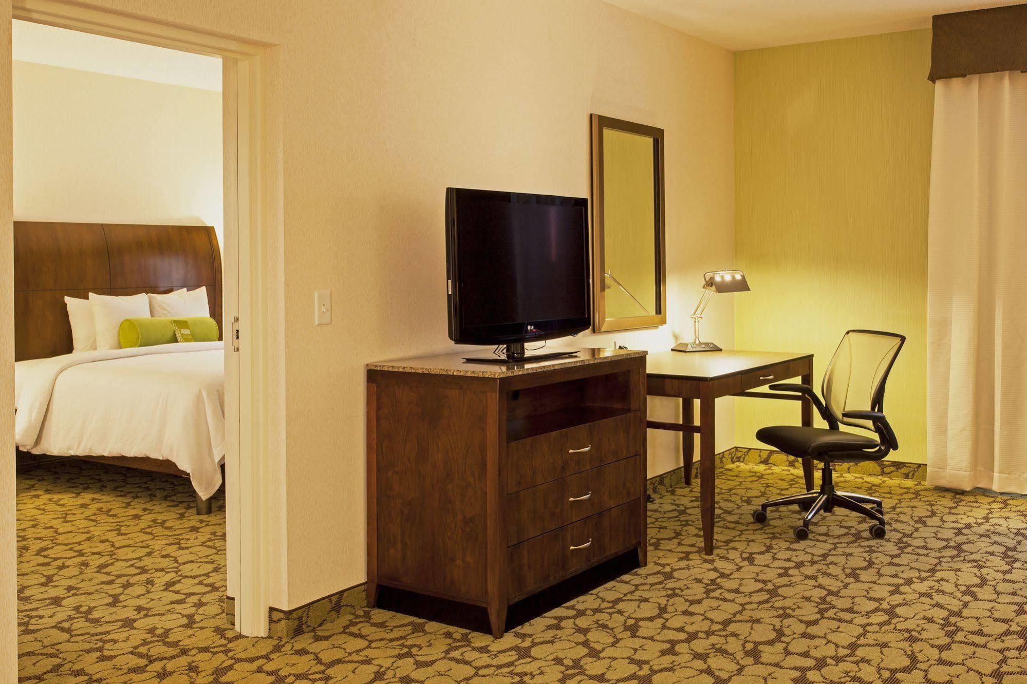 Hilton Garden Inn Valley Forge/Oaks מראה חיצוני תמונה